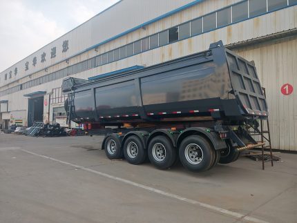 Rear-tipping semi-trailer